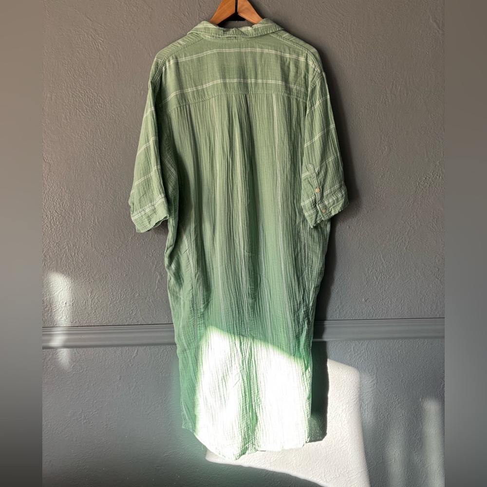 Universal Thread | Green Striped Cotton Button-Do… - image 6